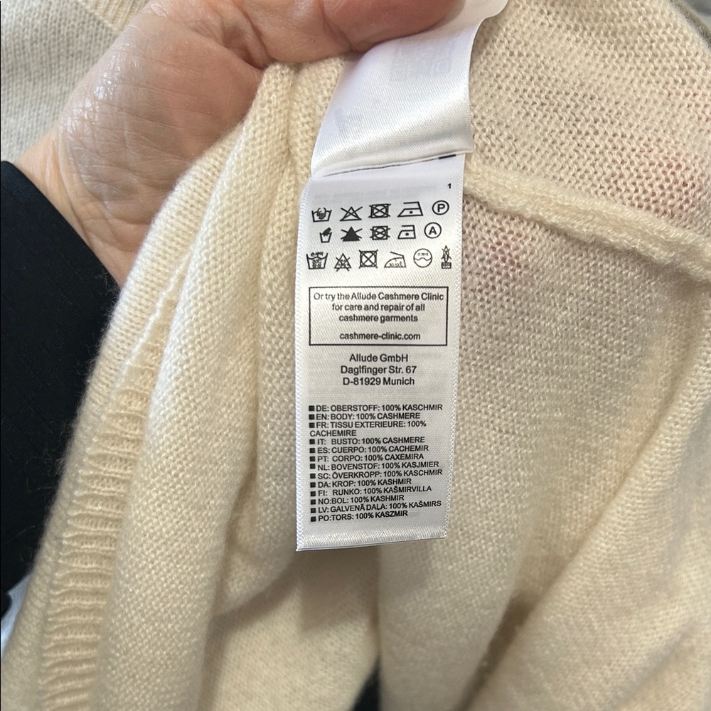 Allude 100% Cashmere Oversized Cream Sweater Size S Luxury Minimalist Luxury - Picture 10 of 14